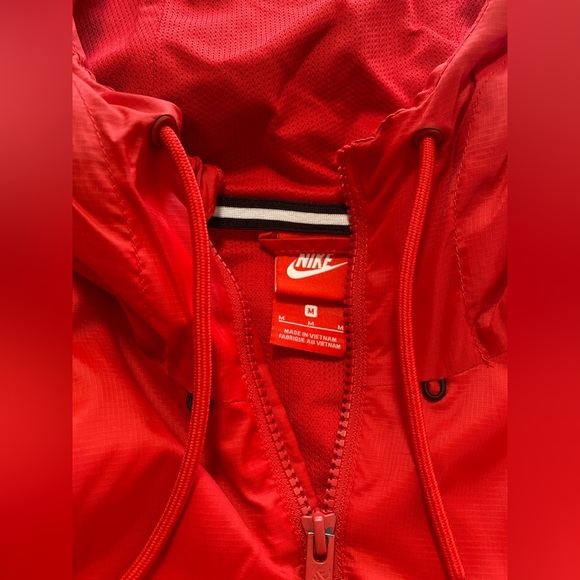 Jackets - Picture 7 of 7